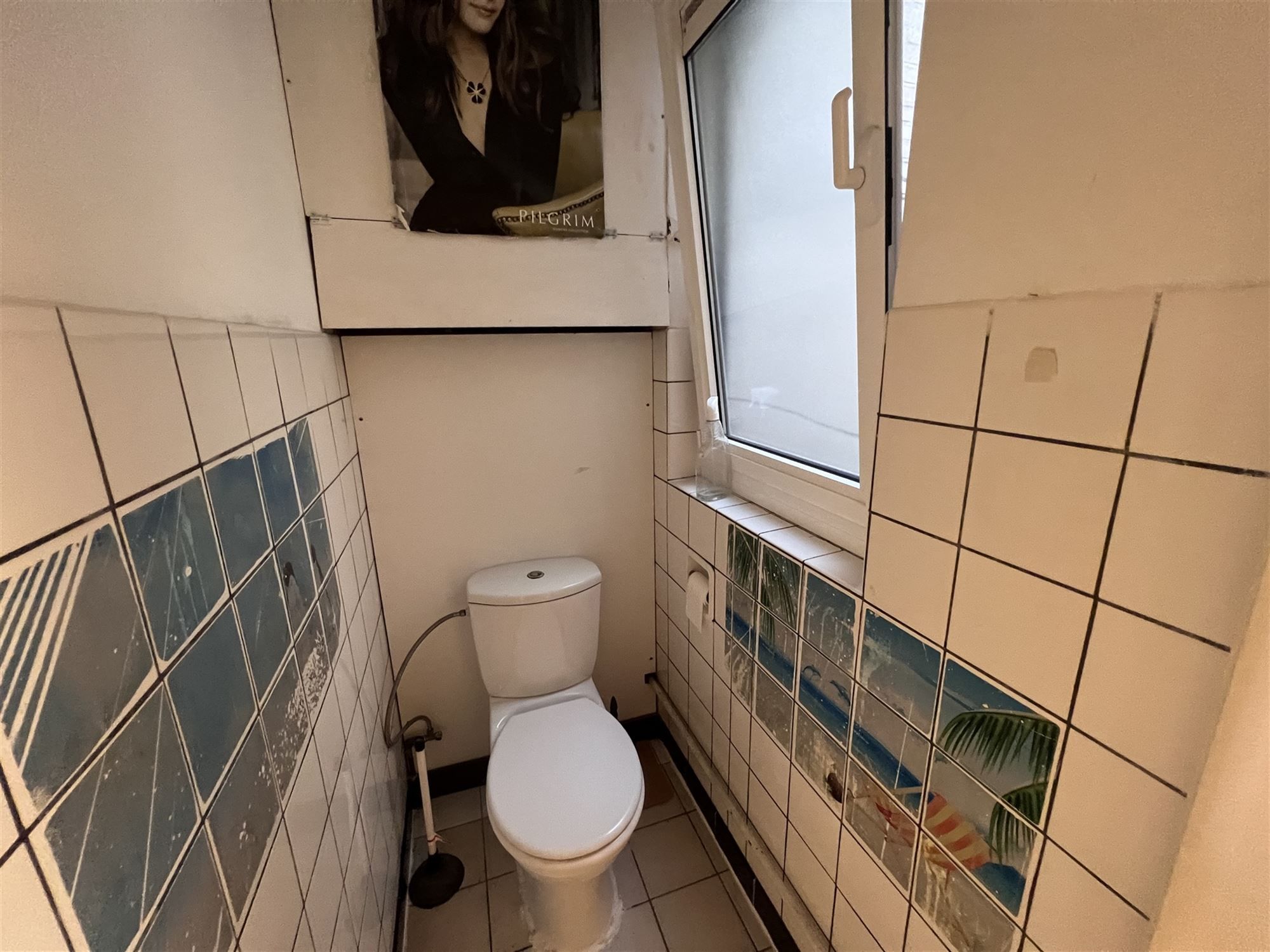 Opbrengsteigendom met 4 appartementen en tuin foto 13