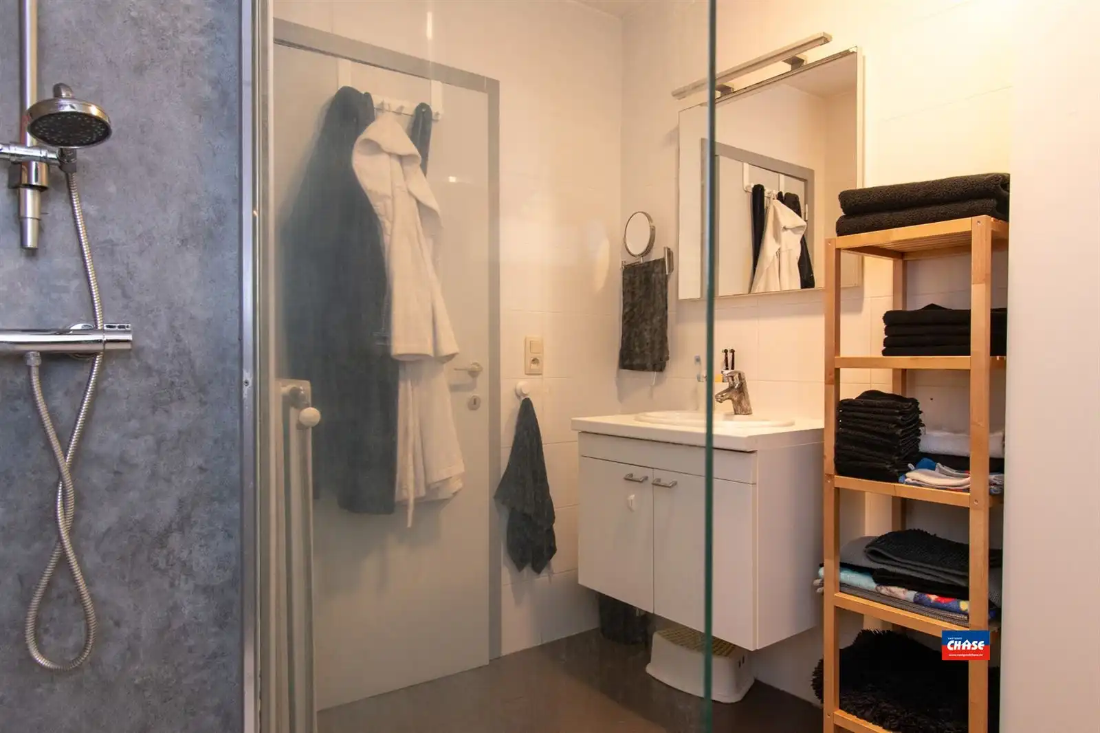 Appartement met 2 slaapkamers en terras  foto 8