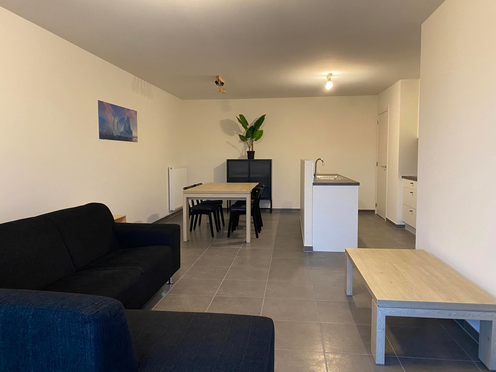 Gemeubeld appartement, rustig gelegen in Sint-Niklaas foto 2