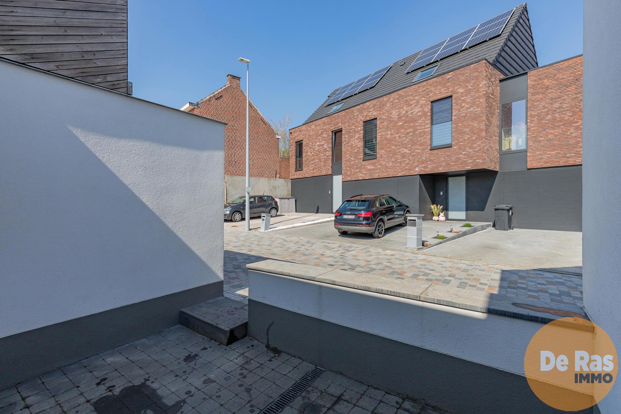 ZONNEGEM - Instapklare woning met zonneterras foto 27