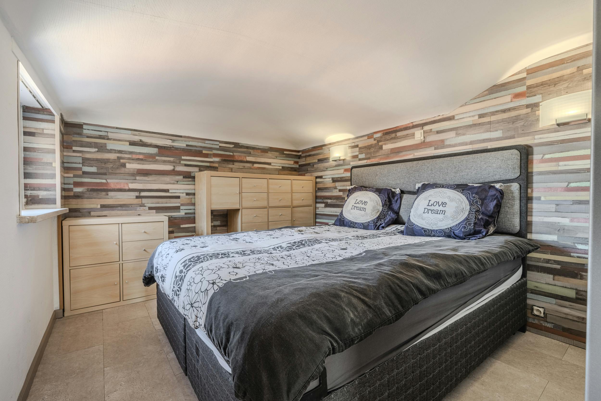 Instapklaar appartement met twee slaapkamers en zijdelings zeezicht! foto 10