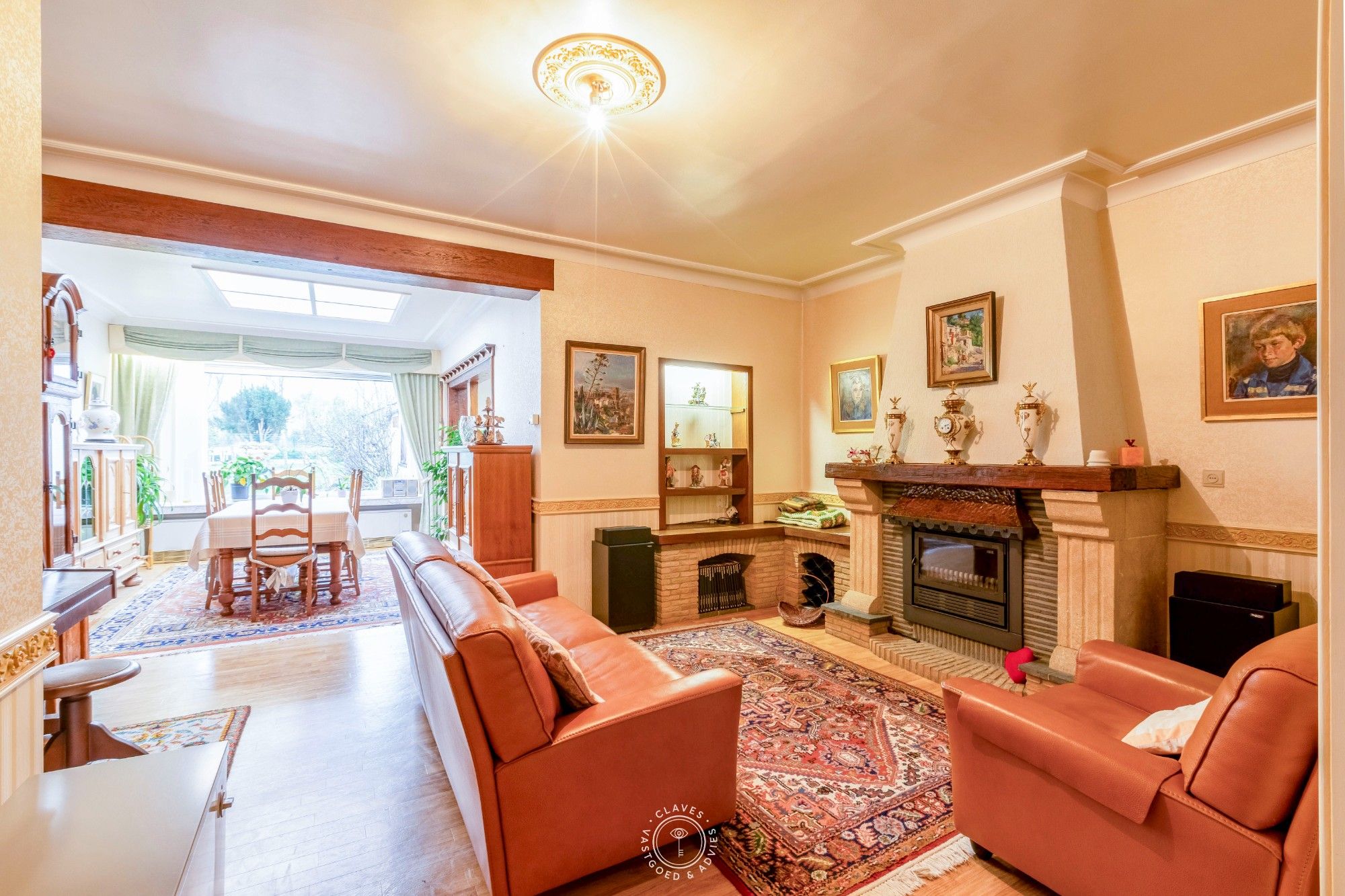 Ruime woning met garage en een prachtig uitzicht foto 4