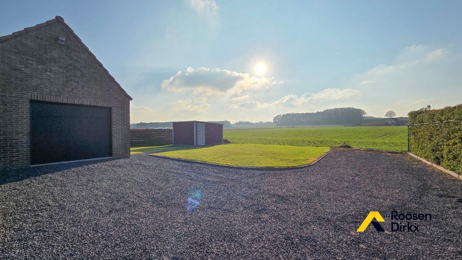 Degelijke woning met 3 slaapkamers en prachtig zicht op ±9 are! foto 4