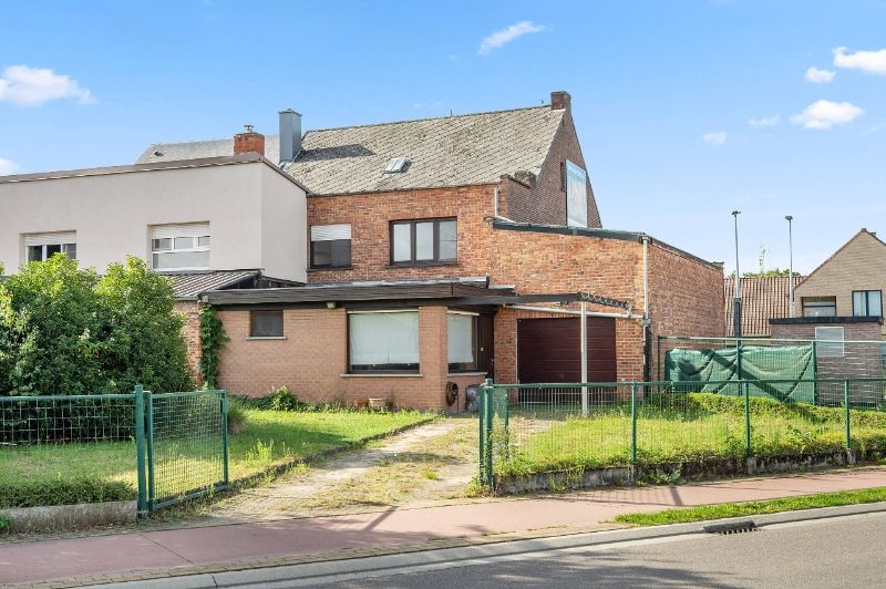 Ruime woning van 260m² op 4a25ca met 4 slaapkamers foto 33