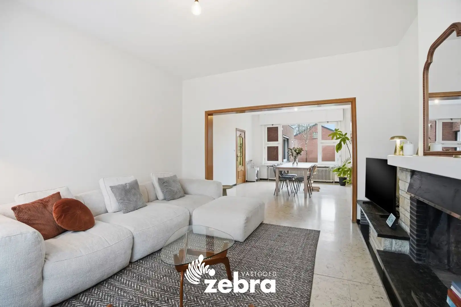 Energiezuinige woning met drie slaapkamers in centrum Tielt! foto 3