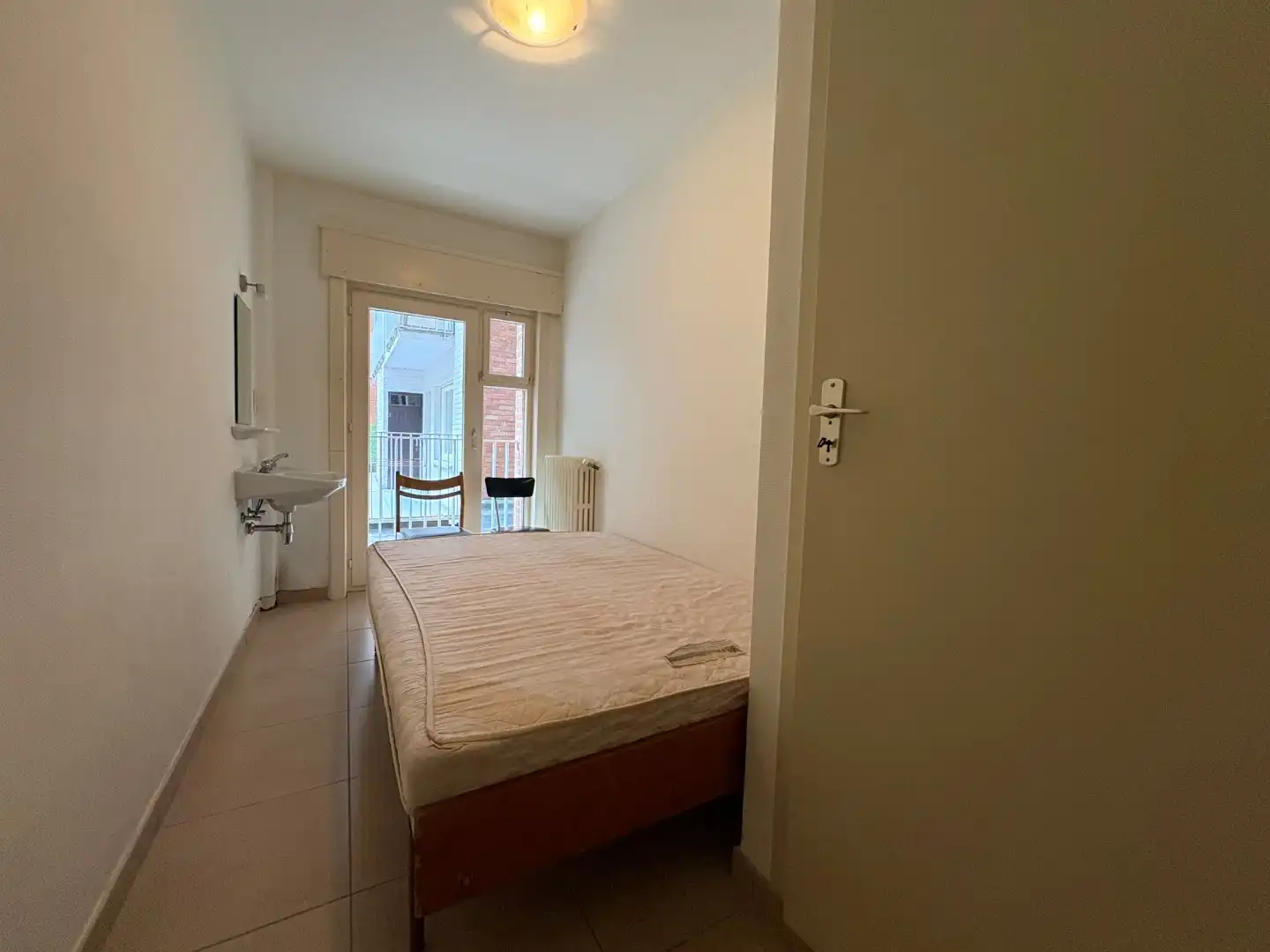 Gelijkvloers appartement te koop op de zeedijk van Koksijde foto 9