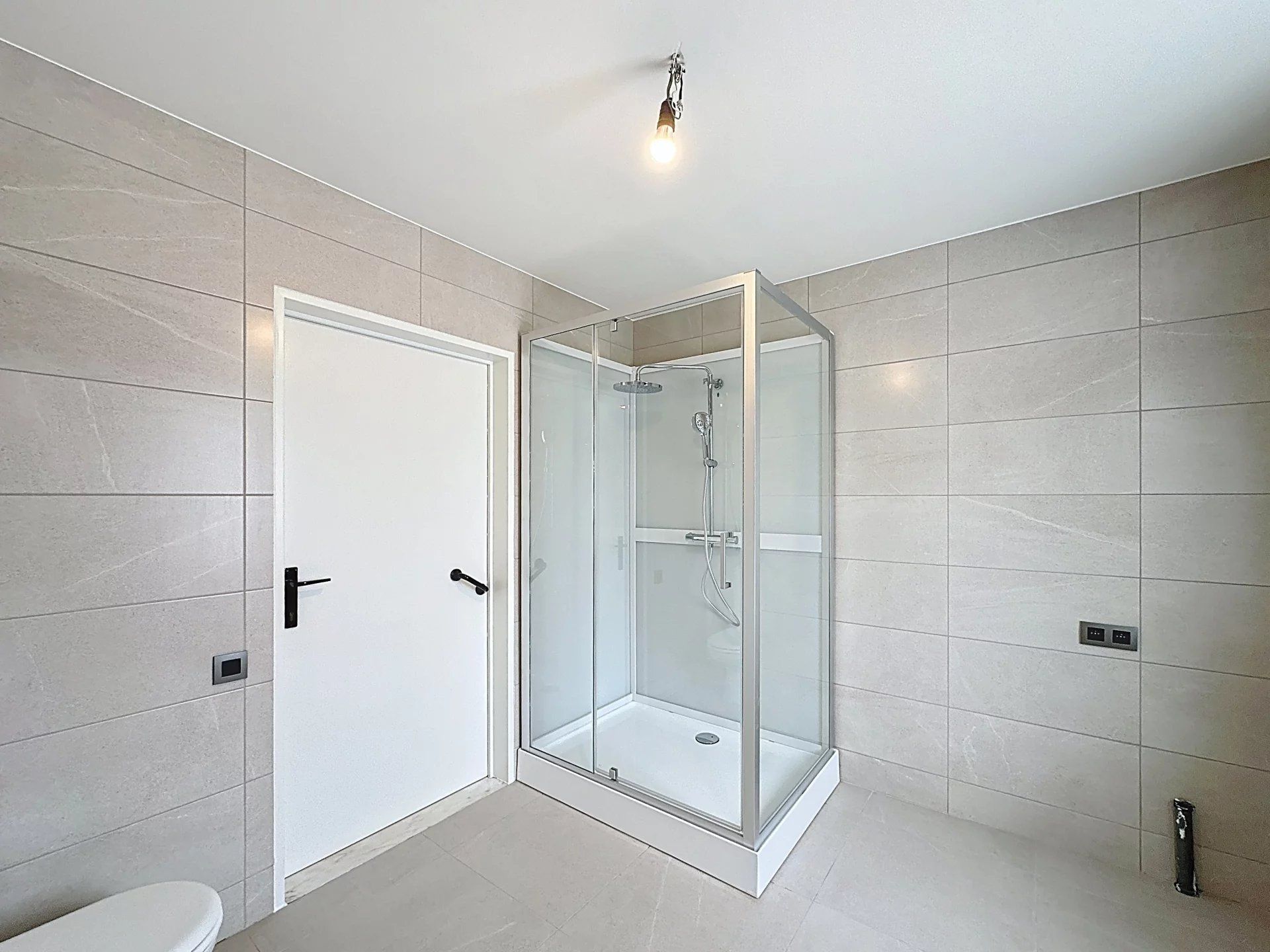 Gerenoveerde woning op groot perceel met 1 slaapkamer en uitbreidingsmogelijkheden. foto 9