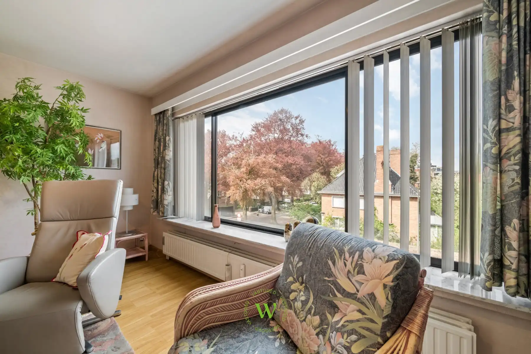 Ruim 3 slpk appartement Sint-Andries met garage foto 8