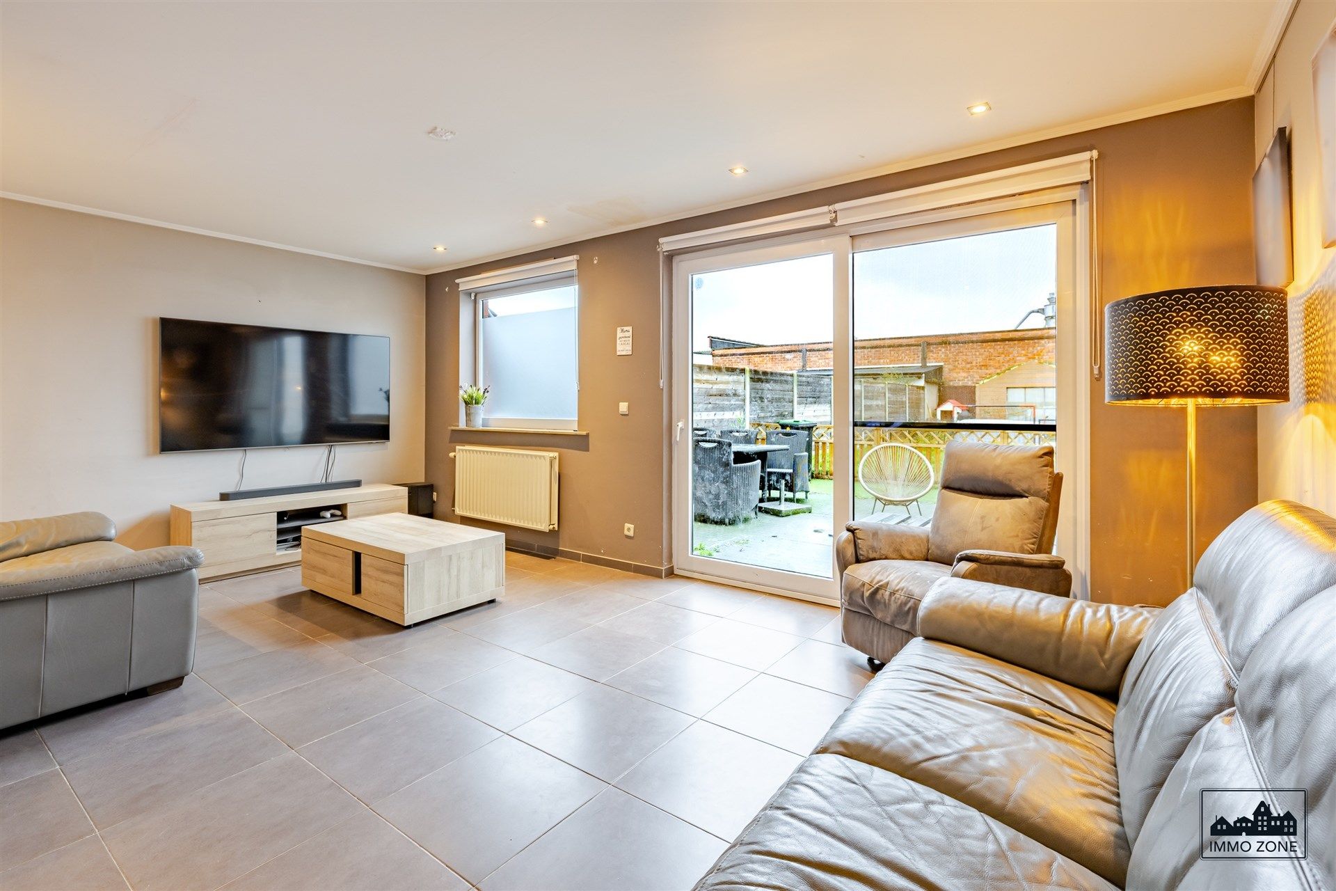 Ruime 4-Slaapkamer Woning in Ruisbroek foto 5