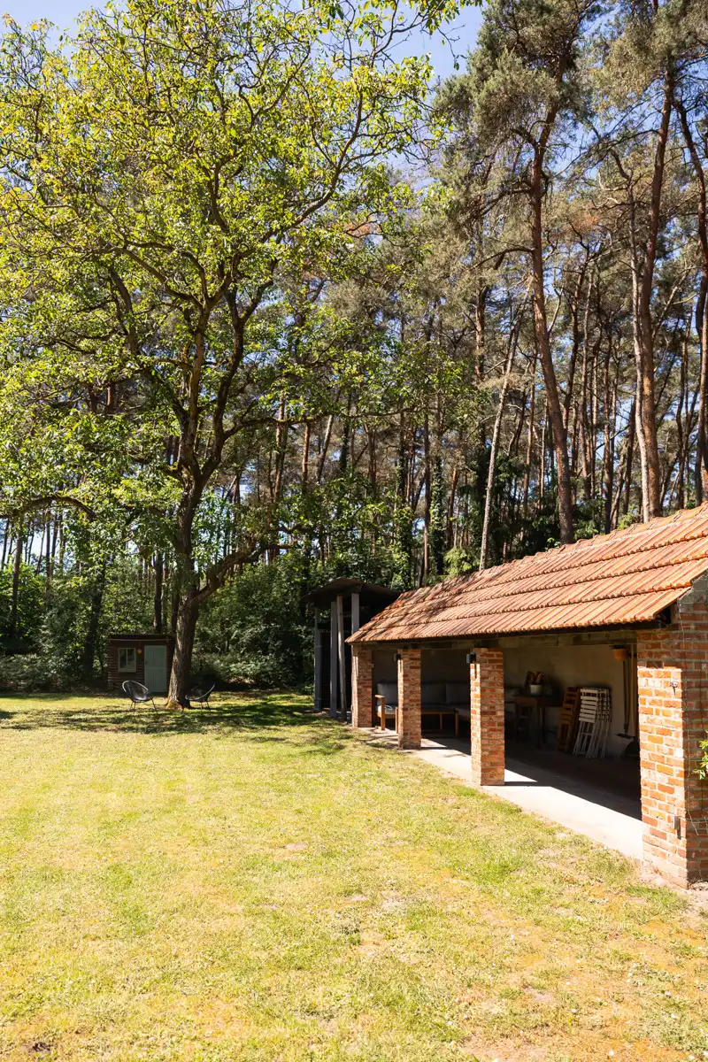 Buitenkans: gerenoveerde topwoning op prachtig perceel van 2.290 m² foto 27