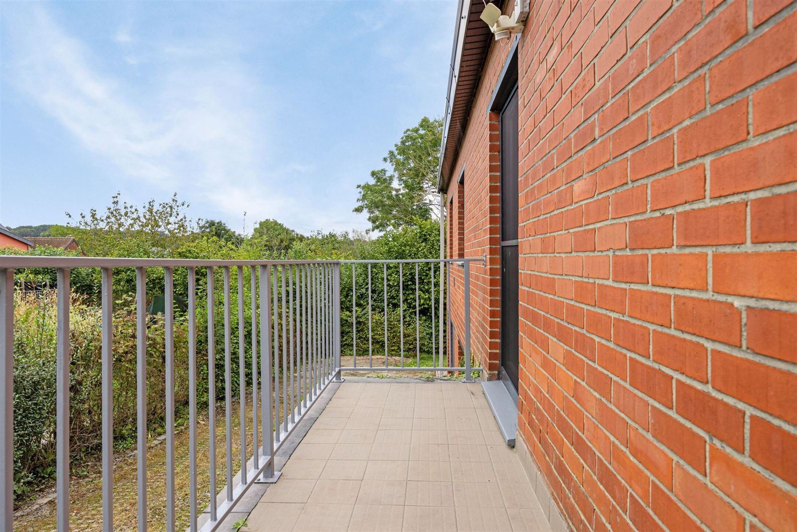 Instapklare bungalow op zeer rustige locatie met tuin en garage foto 19