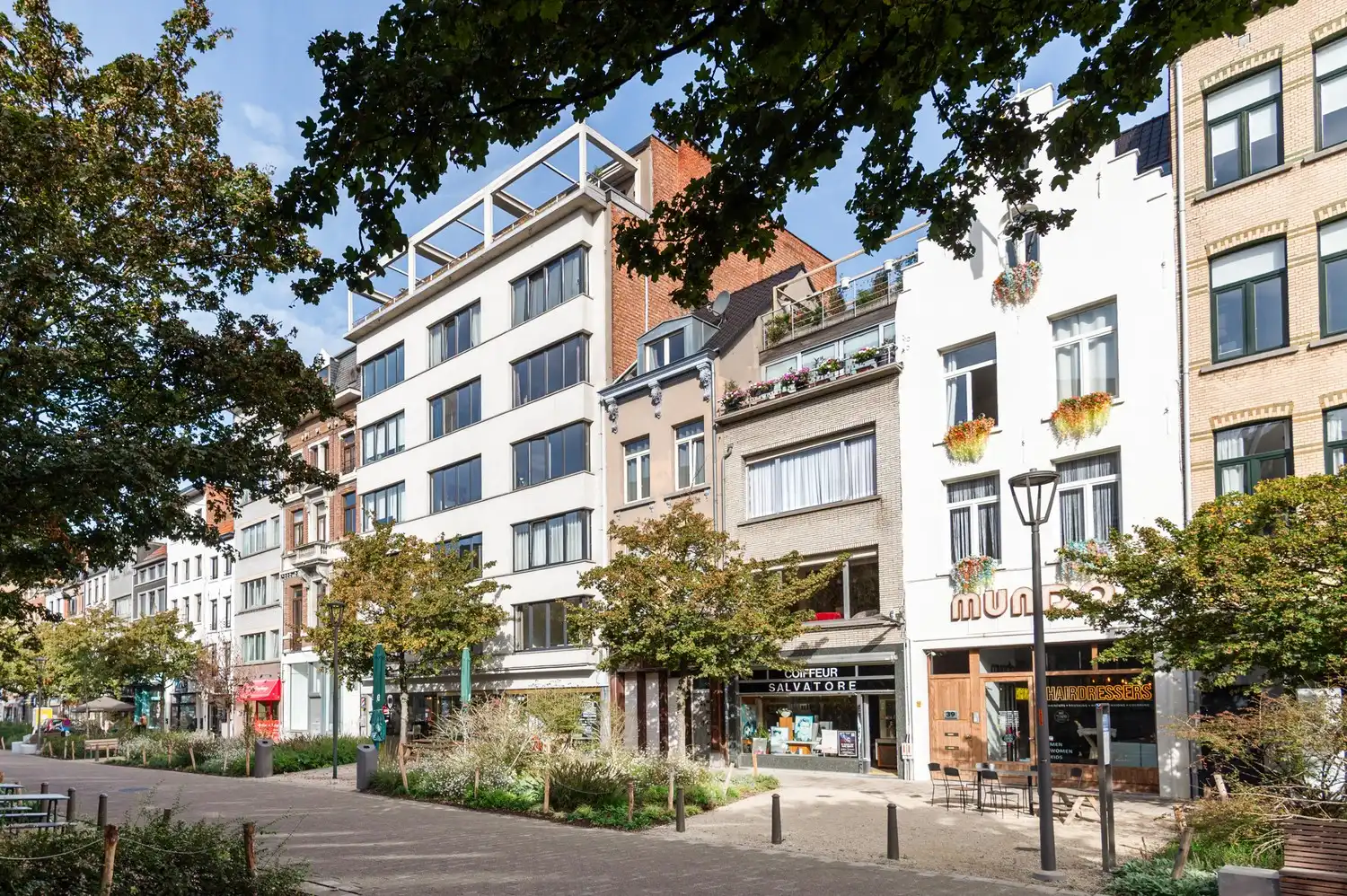Instapklaar 2-slaapkamerappartement op centrale en rustige ligging foto 2