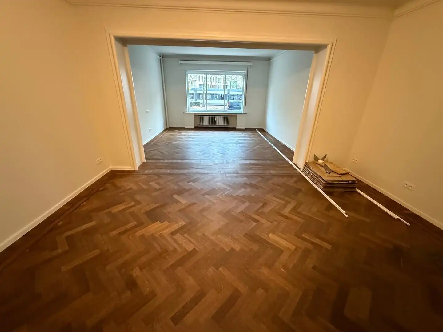 RUIM GELIJKVLOERSAPPARTEMENT foto 2