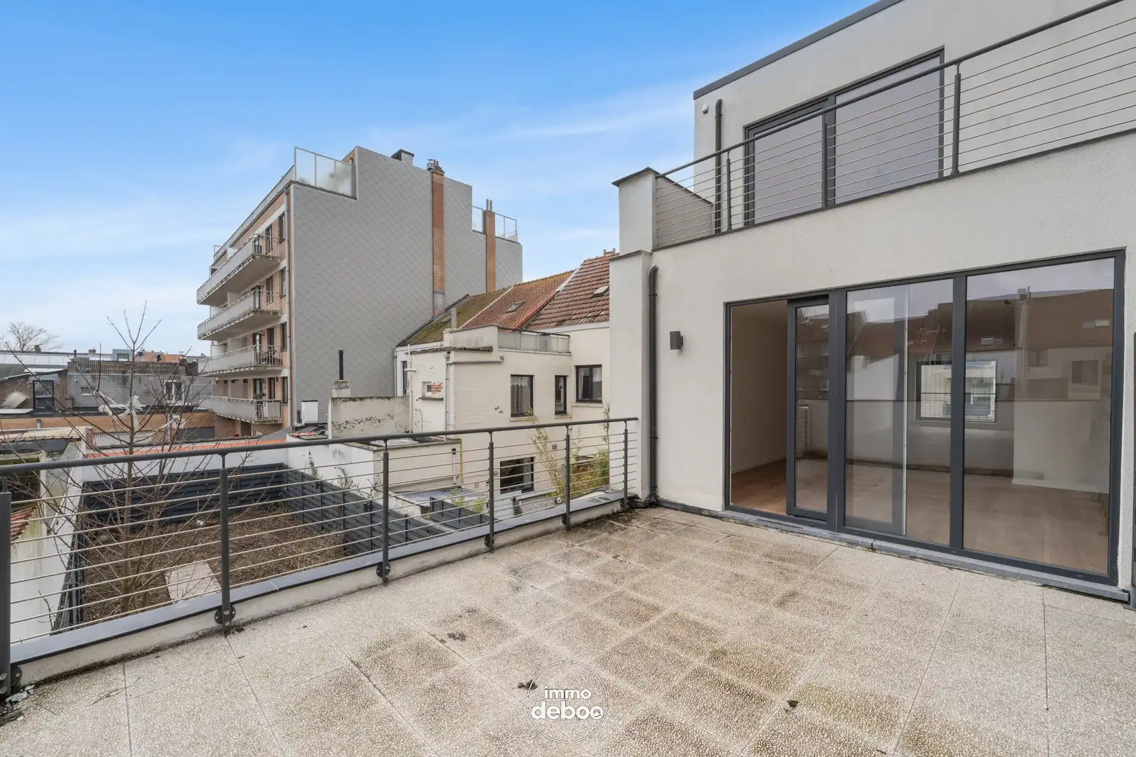 Instapklare bel-etagewoning van 260 m², volledig gerenoveerd in 2024, EPC B en zuidgerichte tuin nabij centrum en zee foto 18