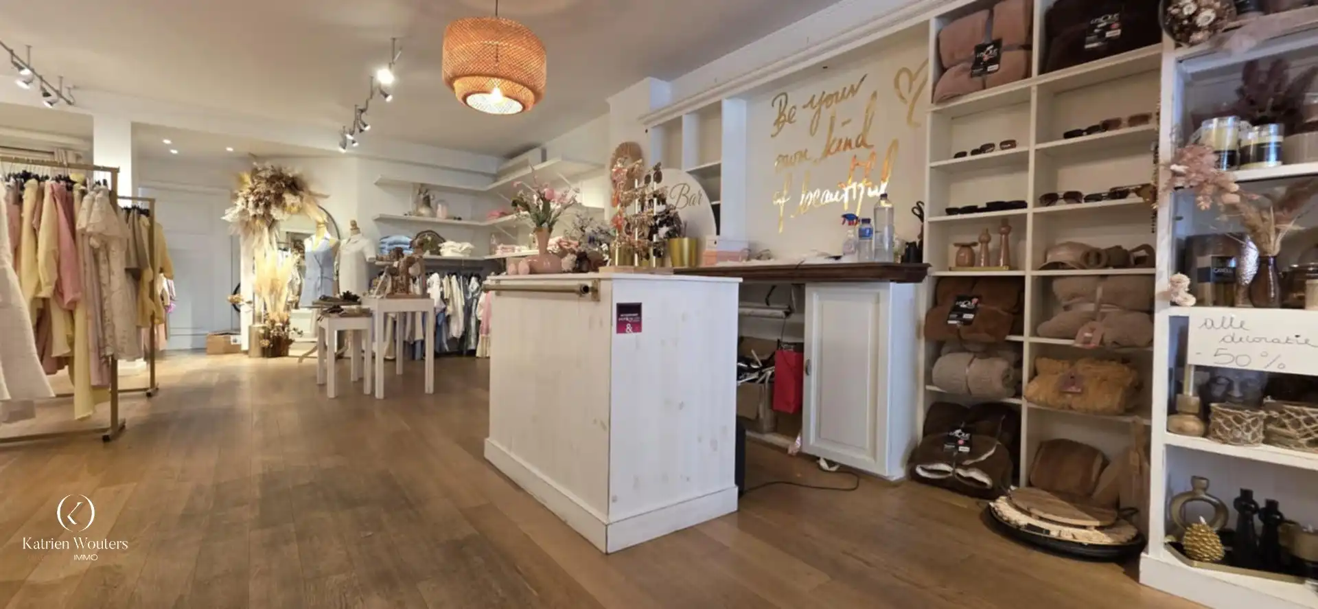 Gunstig gelegen opbrengsteigendom met 4 eenheden foto 5