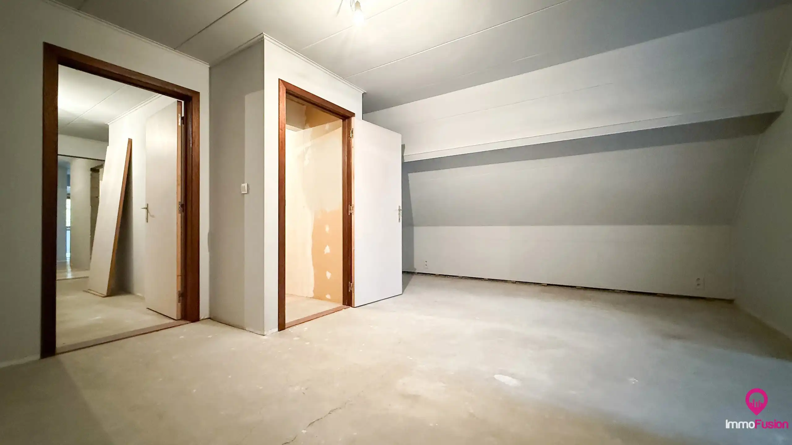 Exclusieve hoeve op 40are met bosrijke ligging te Paal! foto 28