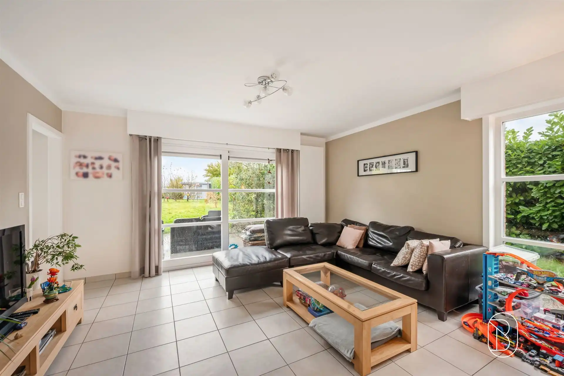  Prachtige villa met 3 slaapkamers en tuin in Estaimpuis foto 6