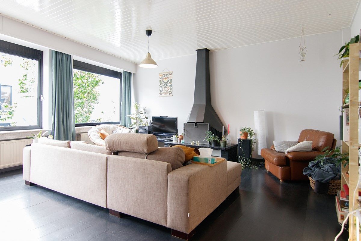 ZEER RUIM APPARTEMENT OP TOPLOCATIE foto 7