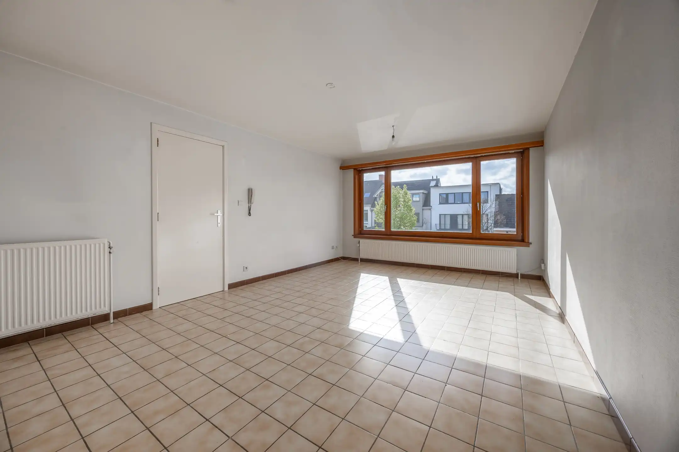 Handelshuis met magazijn op centrale ligging foto 9