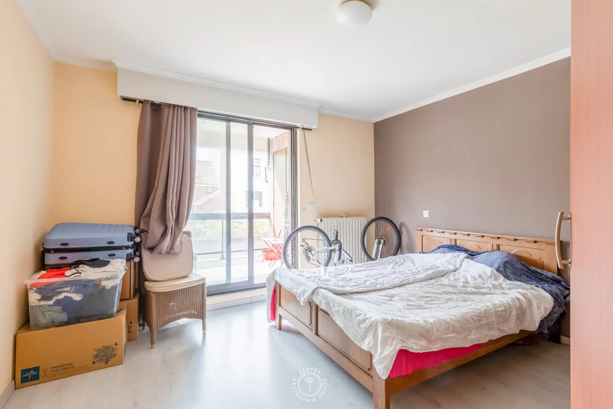 Lichtrijk tweeslaapkamerappartement met autostaanplaats op toplocatie foto 11