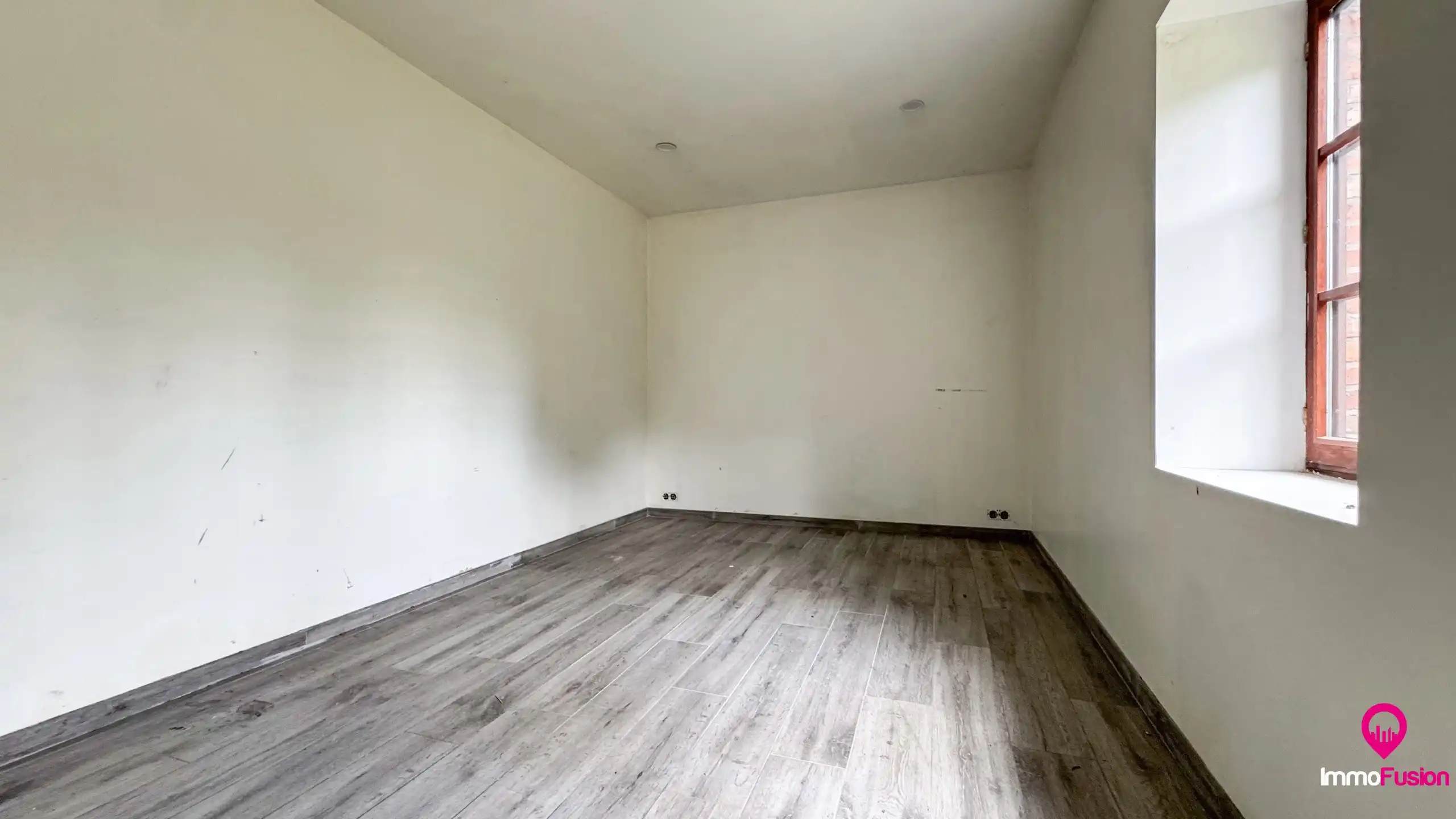 Deels gerenoveerde woning op rustige locatie in Heusden! foto 17