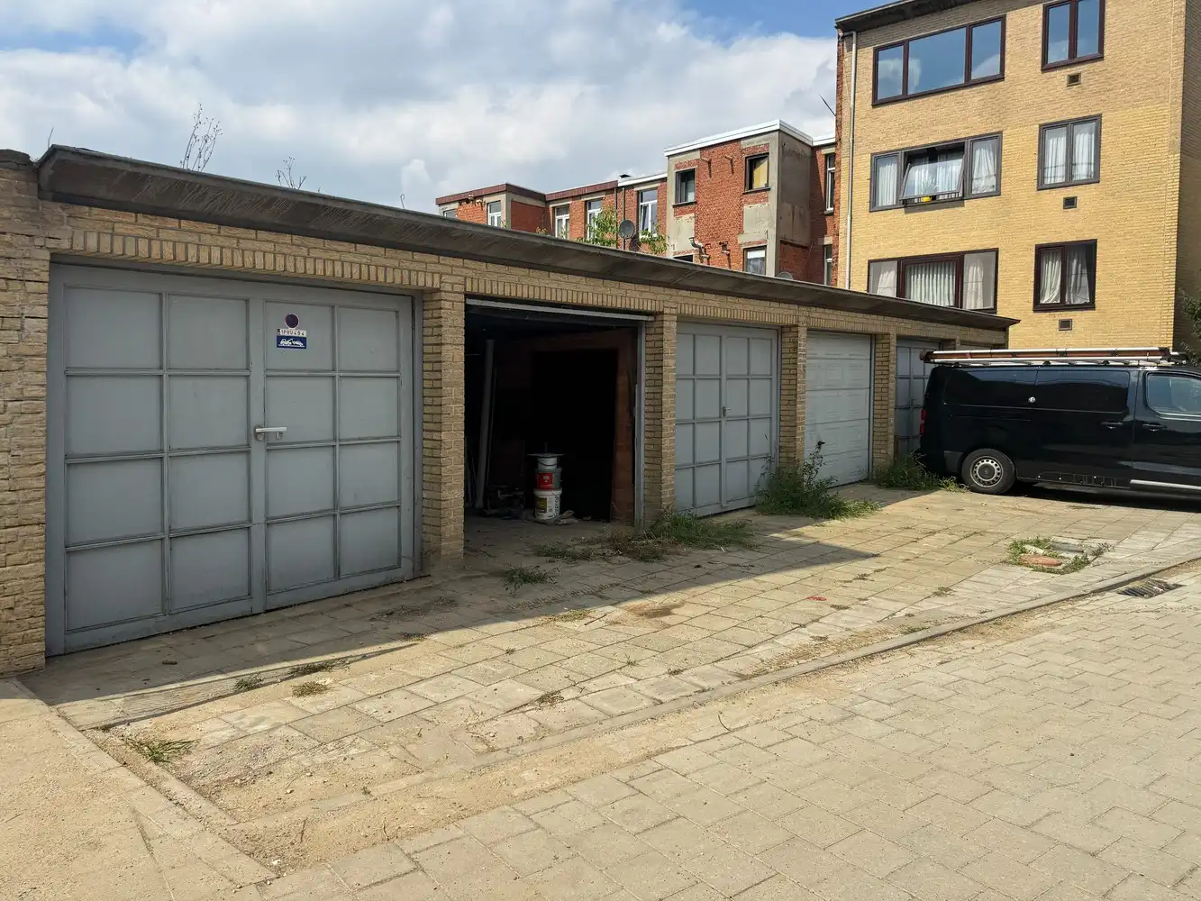 Garagebox met kantelpoort te Deurne! foto 3