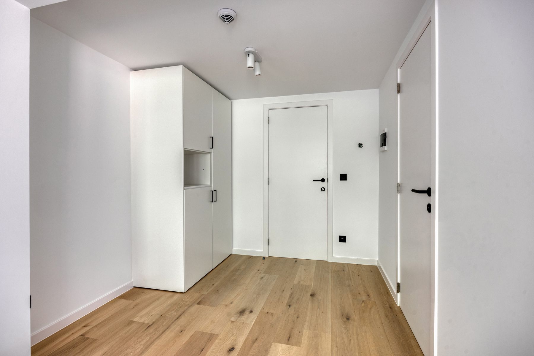 Kamers met eigen badkamer te huur foto 7