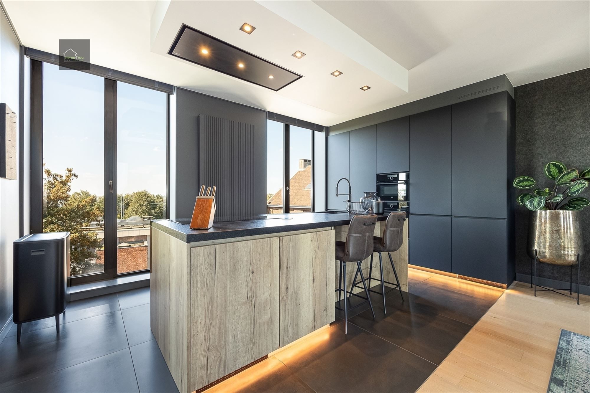 Luxe duplex appartement met groot terras en prachtig uitzicht foto 7