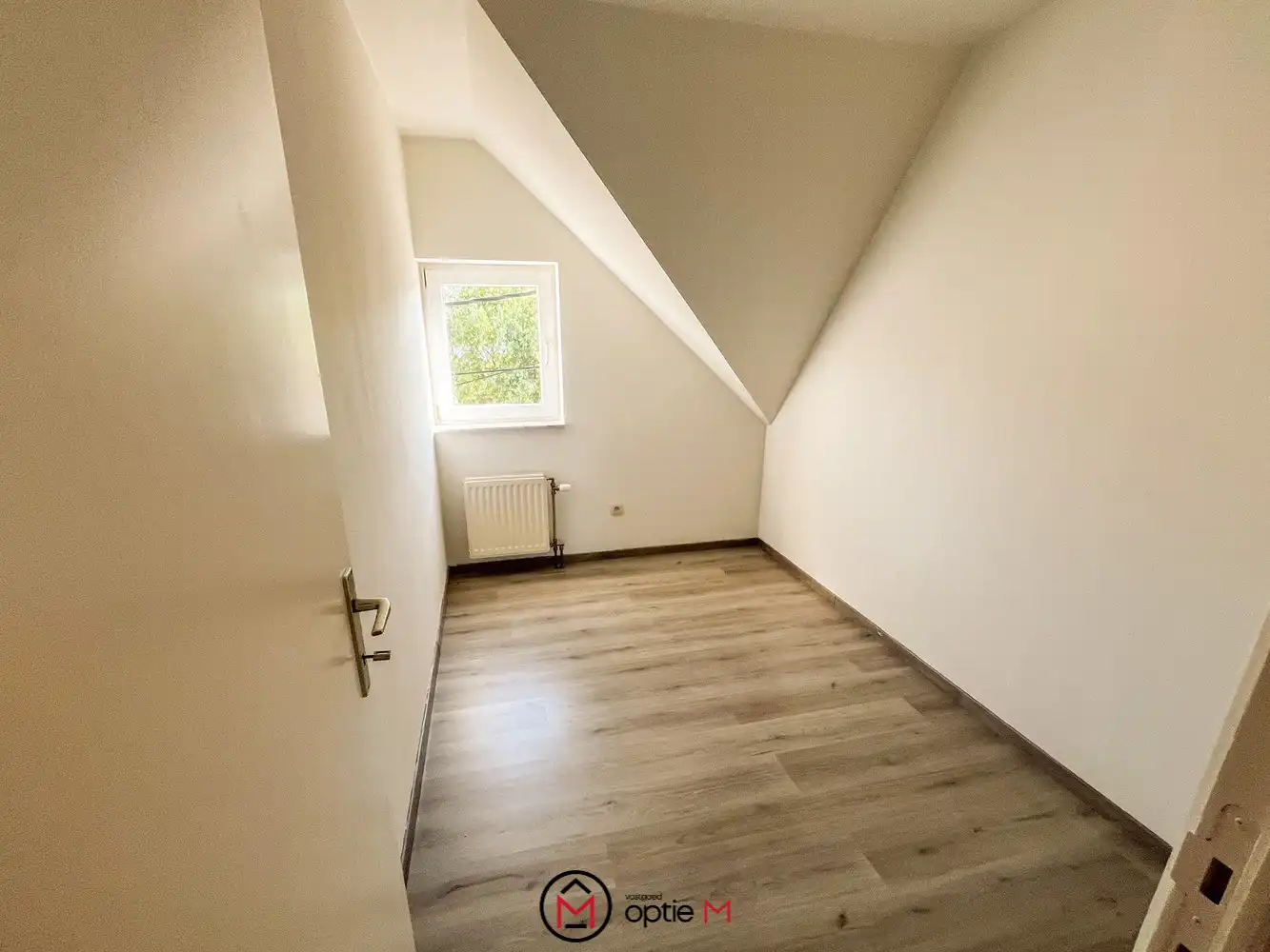 Appartement te huur in Bilzen-Hoeselt– met parkeerplaats en zonnig terras foto 10