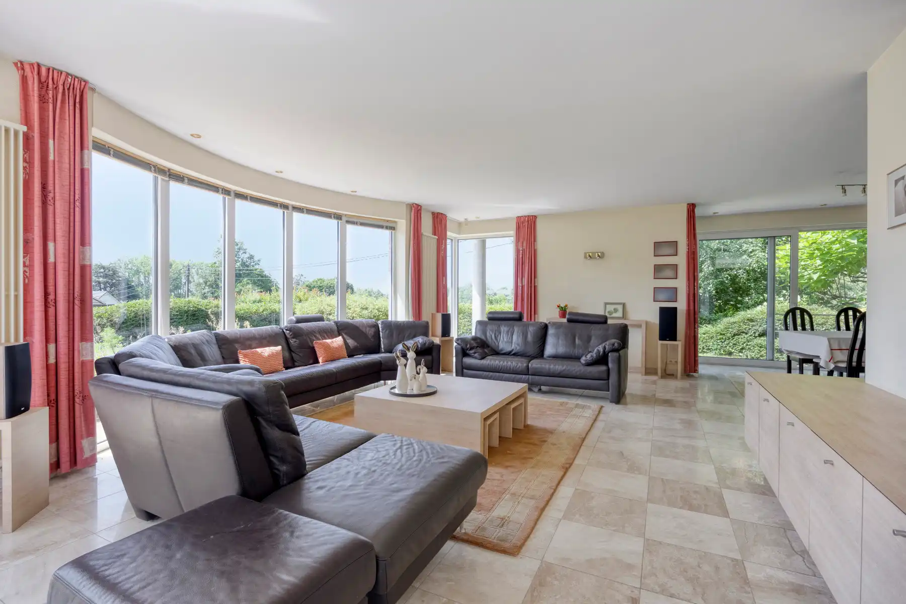 WSB-immo: Royale villa in een groene omgeving foto 8