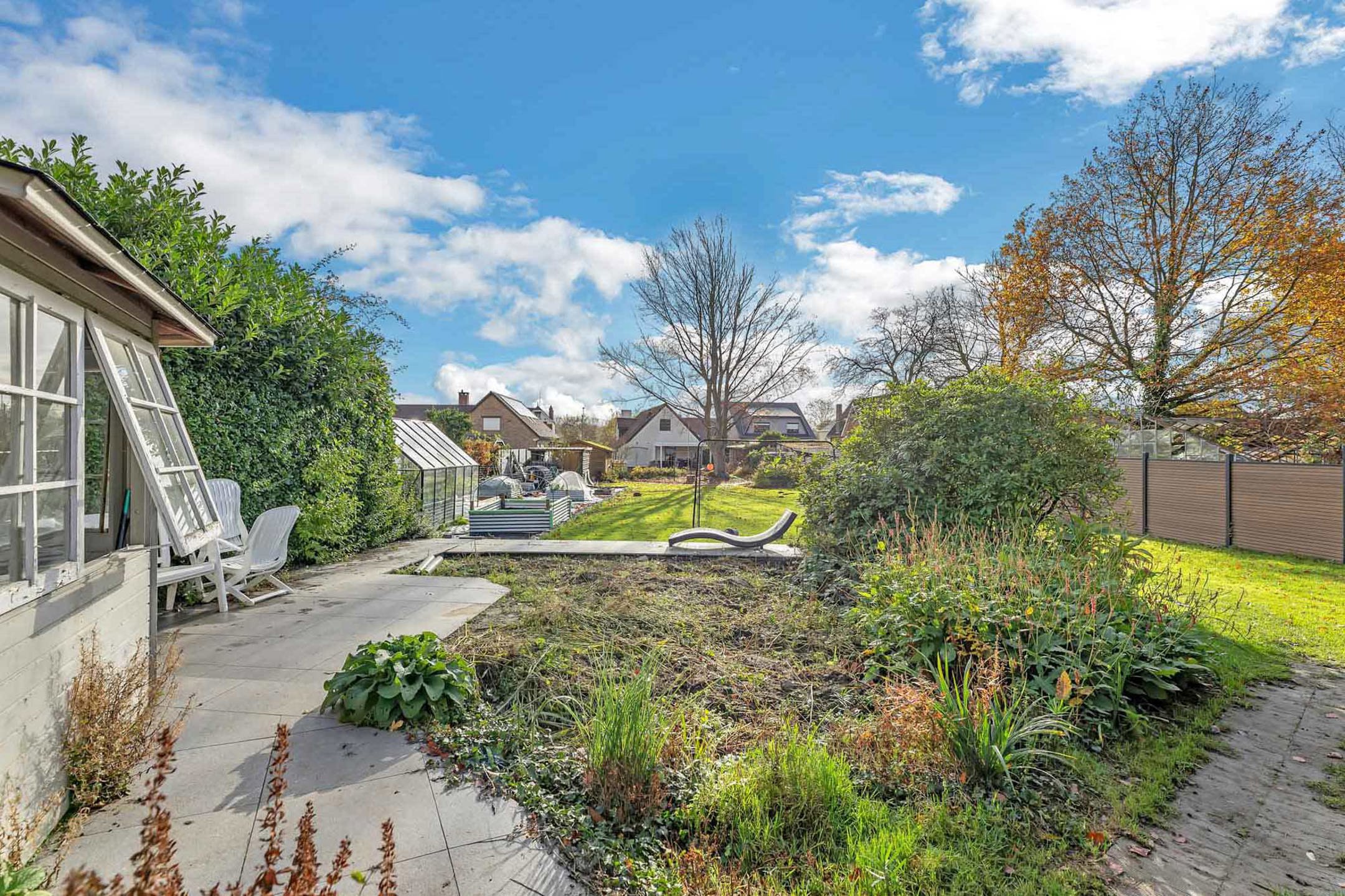 Gezellige woning met ruime tuin foto 26