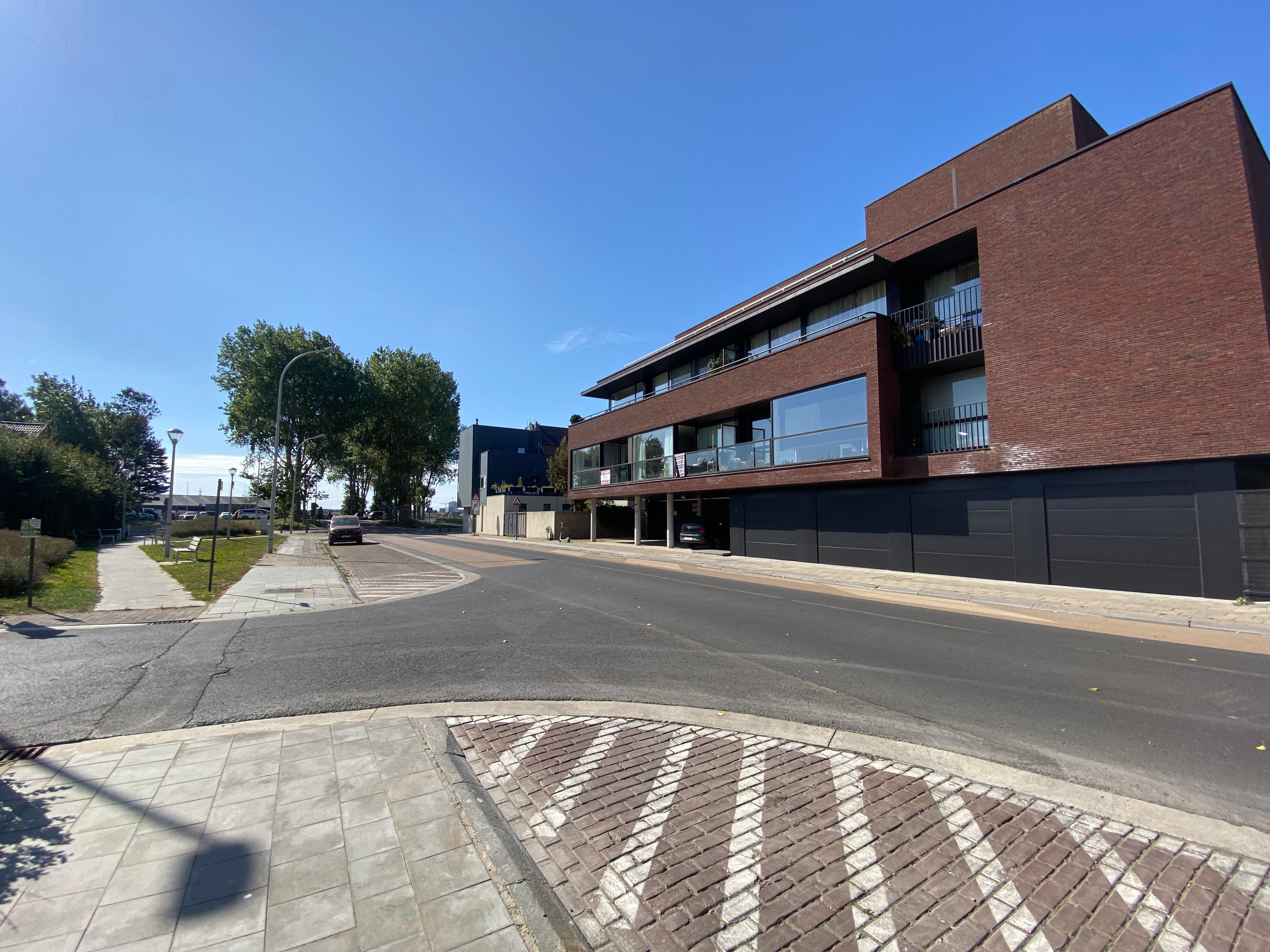 Recent appartement aan Spuikom Bredene foto 12