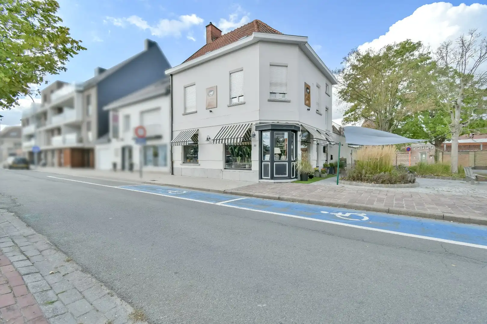 Commerciële ruimte te koop Hippoliet Spilleboutdreef 50 - - 8800 Roeselare