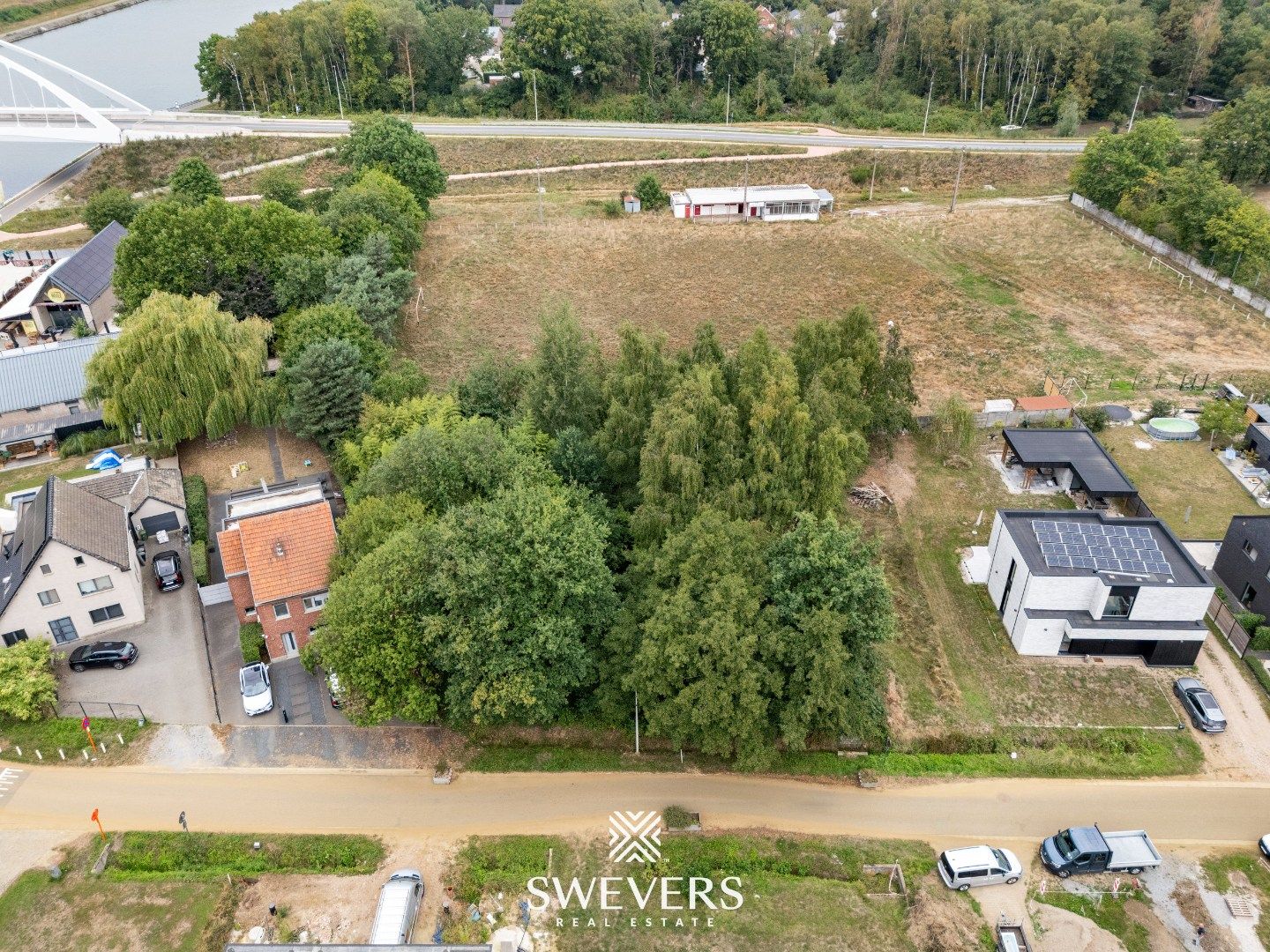 Knappe bouwgrond voor riante woning op 16a10ca in Viversel  foto 13