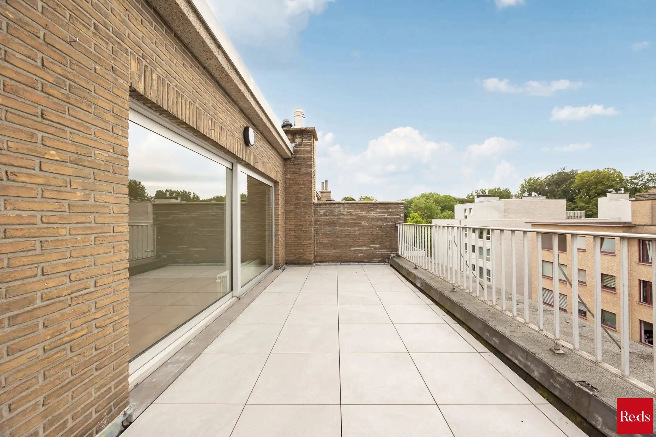 Volledig gerenoveerd appartement in een kleinschalig gebouw foto 8