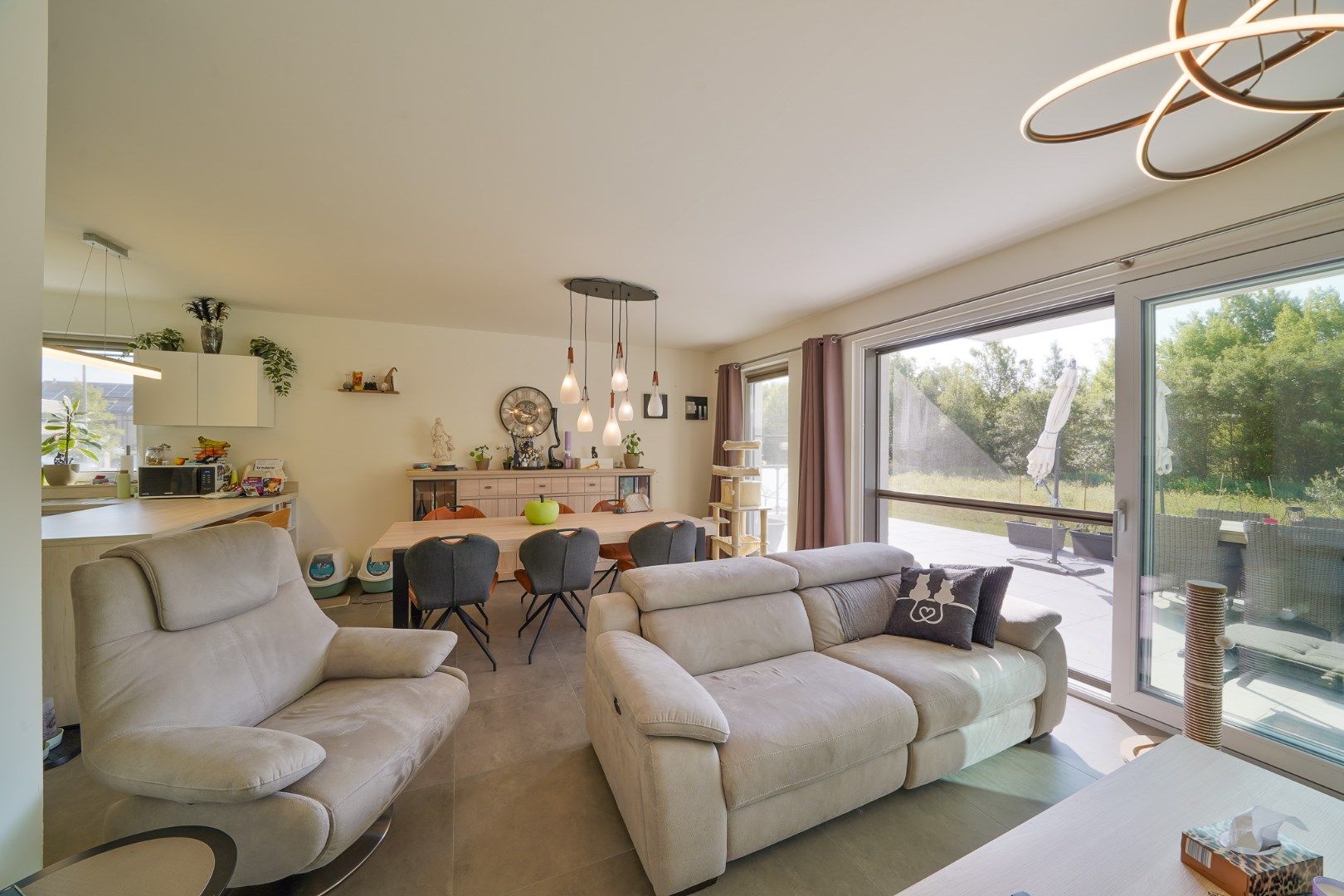 2 slaapkamer appartement met groot terras, garage en open uitzicht op groen foto 5