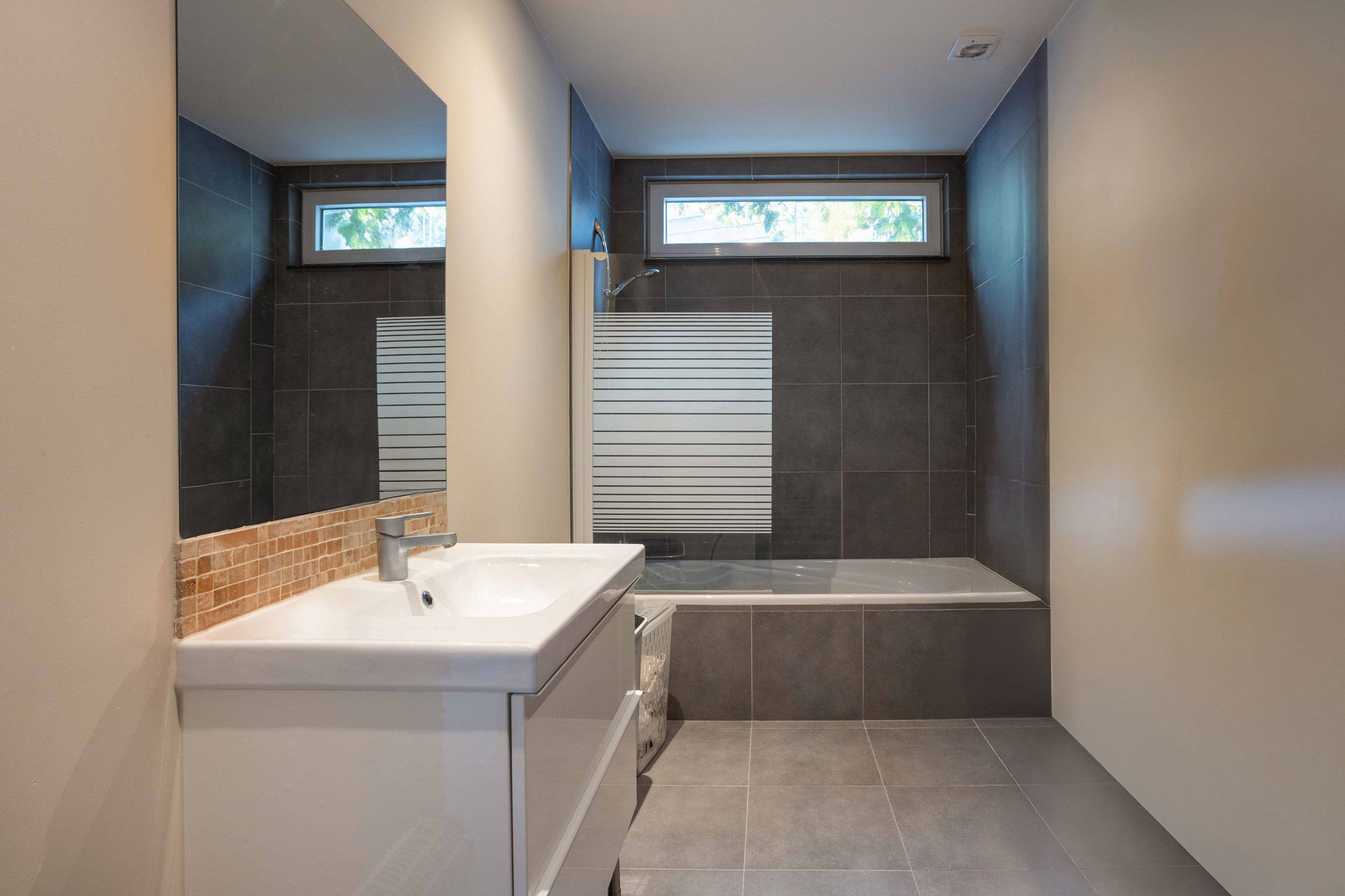 Energiezuinige, karaktervolle woning met 3slpks en stadstuin foto 9