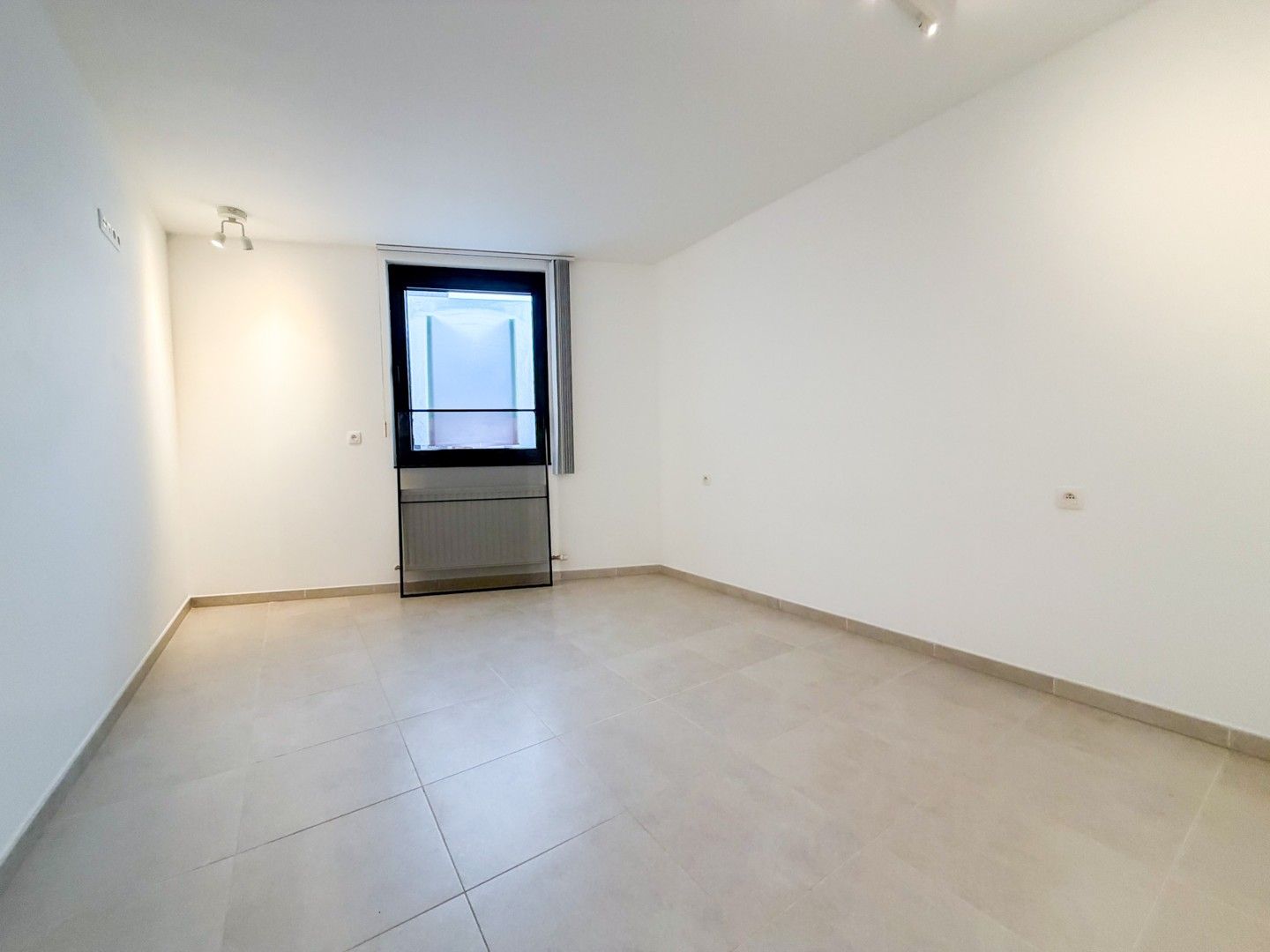 Instapklaar 1-slpk appartement op een toplocatie foto 8