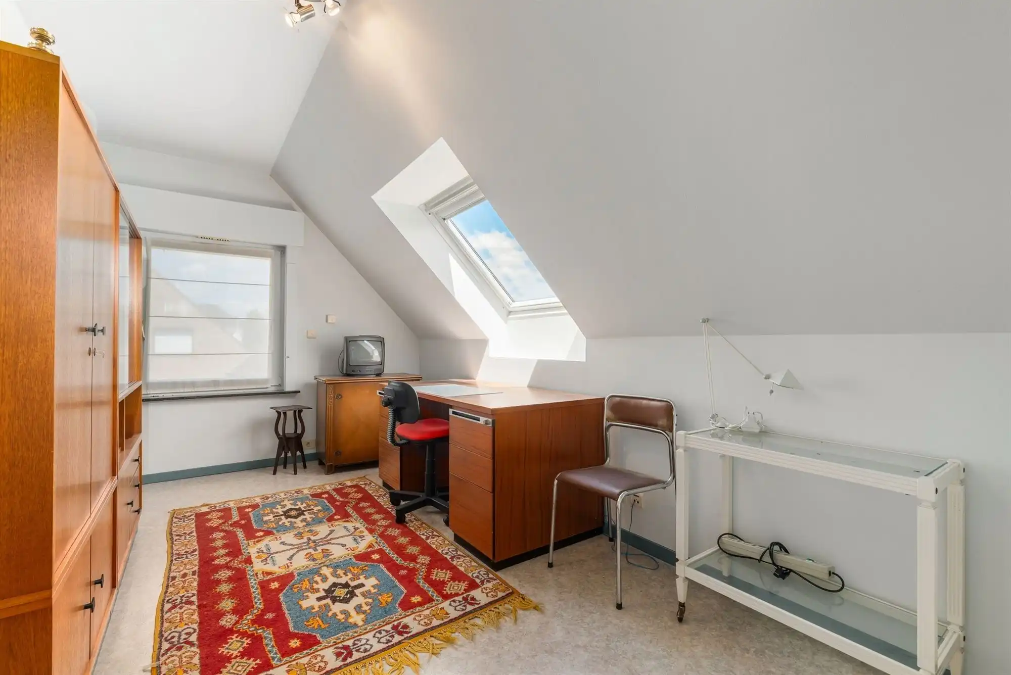 Stijlvolle villawoning met 3 slaapkamers en fijne tuin in gegeerde woonbuurt foto 15