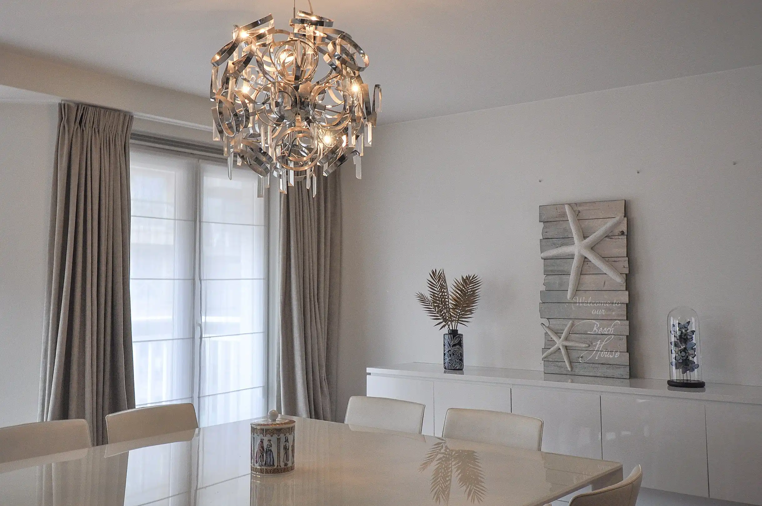 Topaanbieding – Uitzonderlijk ruim appartement in stijlvolle residentie. foto 7