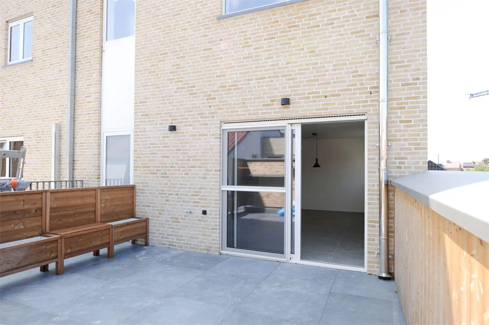 2 slaapkamer appartement met groot terras foto 5