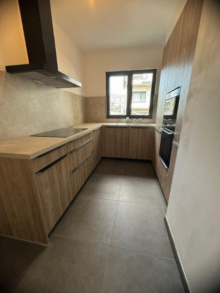 Appartement met 3 slaapkamers en garage in hartje Genk foto 7