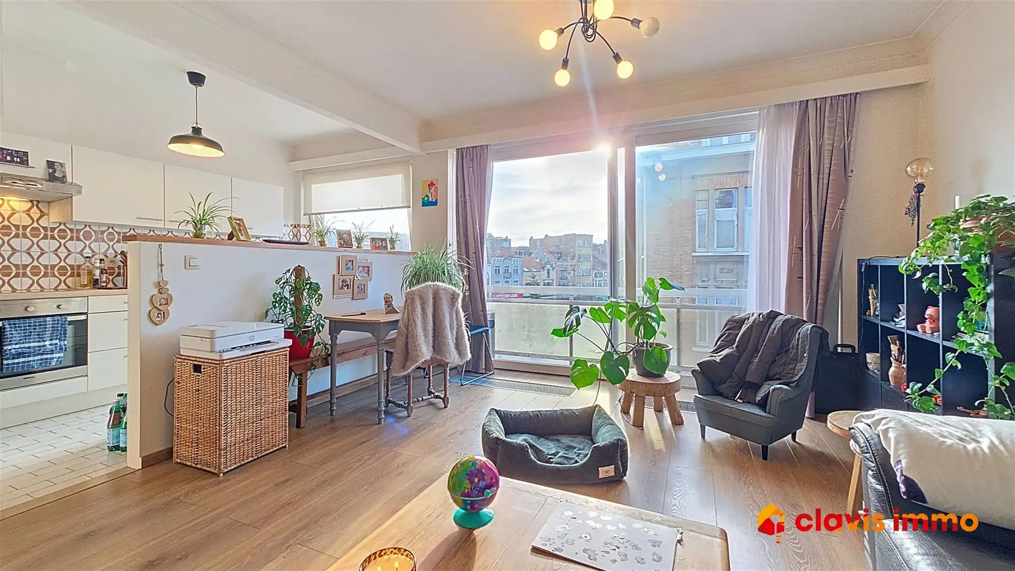 Ideaal gelegen en gezellig appartement van ±73m² foto {{pictureIndex}}