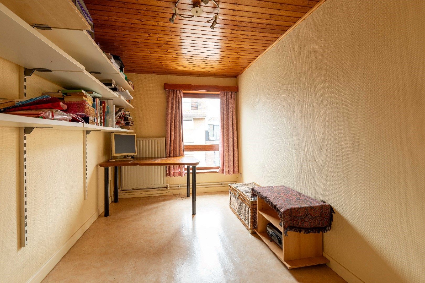 Ruime, praktische woning met grote garage, praktijk en 5 slaapkamers! foto 17