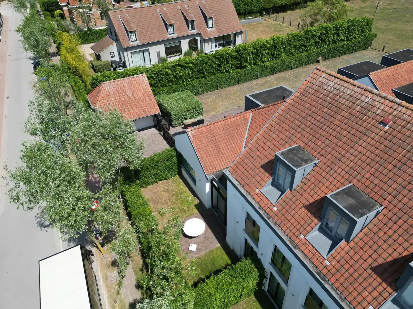 Instapklare woning met 5 slaapkamers aan de Oosthoek. foto 21