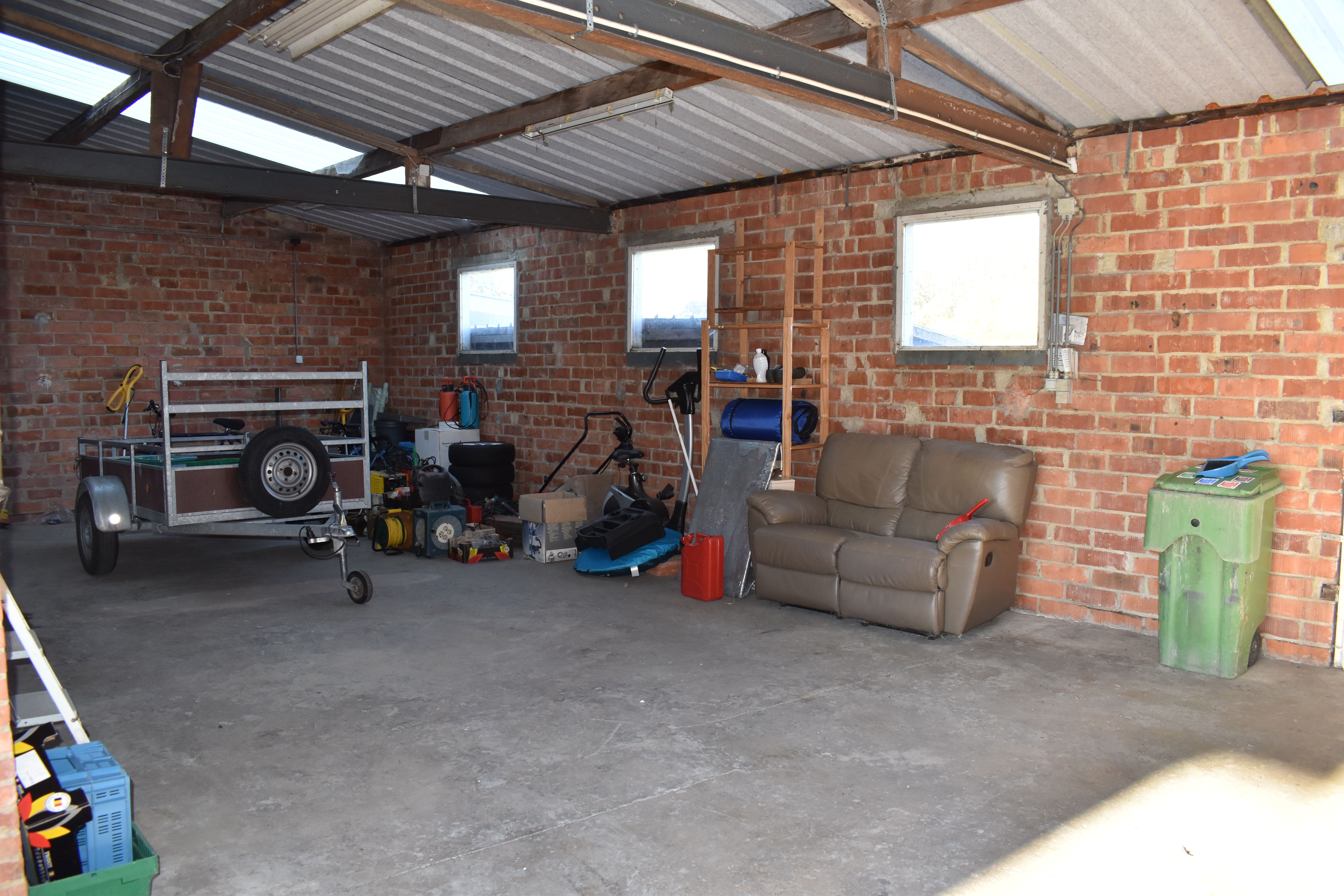 Halfopen bebouwing met werkhuis en prachtig uitzicht in Wellen foto 22