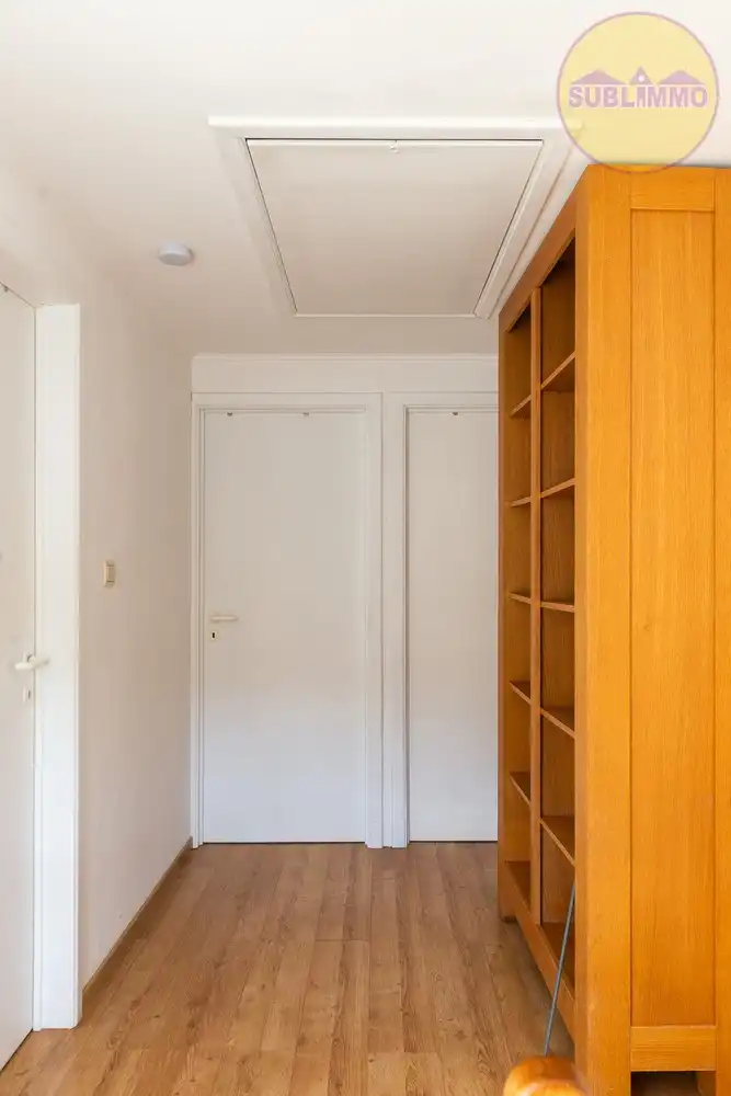 Ruime tweegezinswoning met afzonderlijk appartement op een perceel van 858 m² in Mol. ​​​​​​​T foto 11