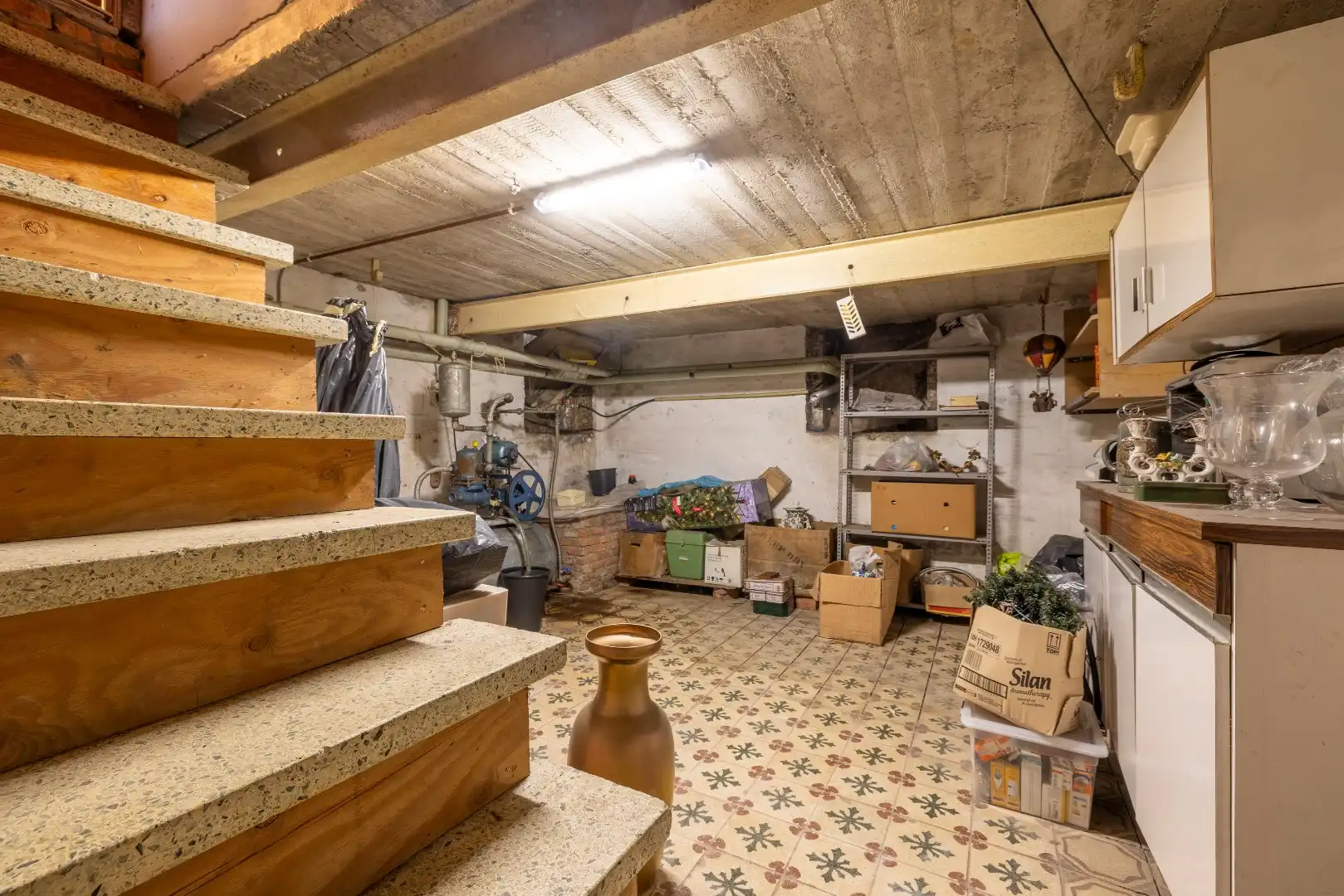 Leuke woning met 4 slk, grote garage en groot binnenterras foto 10