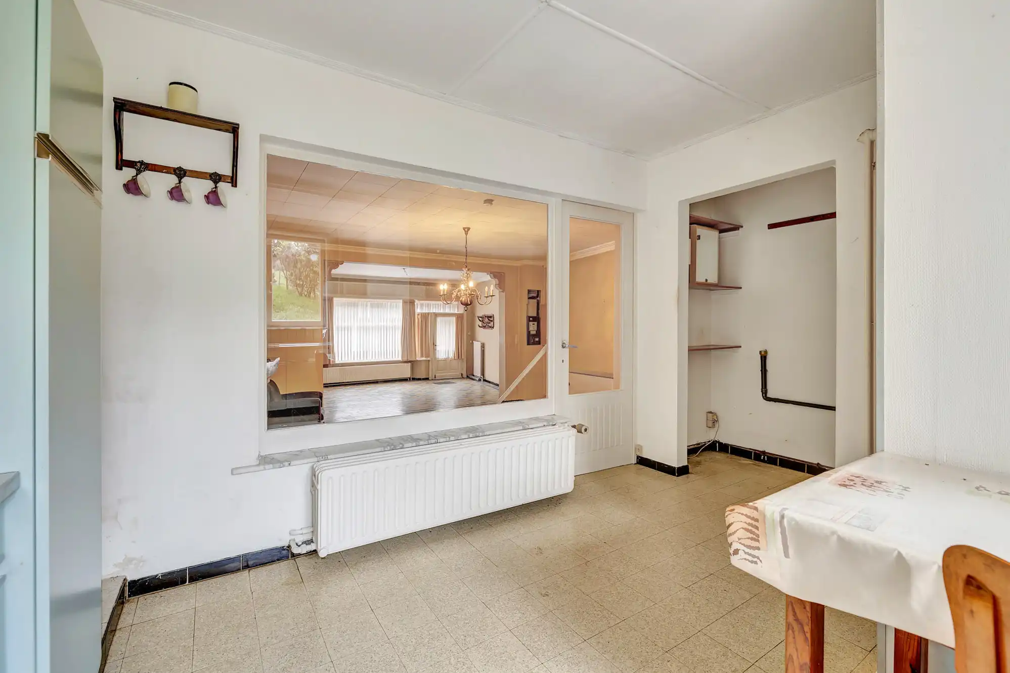 Te renoveren woning op 12a 80ca gelegen in centrum van Gooik foto 5