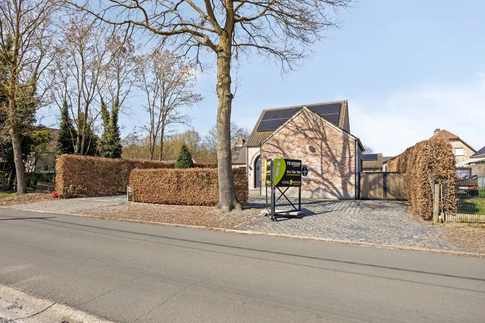 Landelijke woning met 3 slpks en poolhouse, rustig gelegen op 780 m² te Beverlo ! foto 2